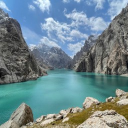 Naryn, Tash Rabat, and Kel Suu Lake
